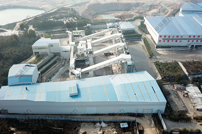玫瑰建材智能化砂石生產(chǎn)線現(xiàn)場(chǎng)航拍圖