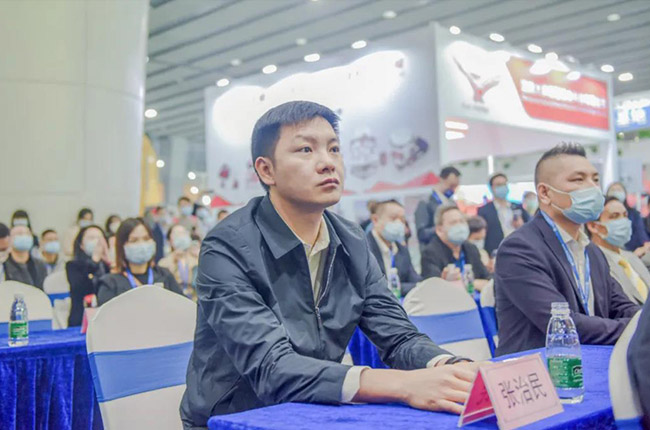 中譽(yù)鼎力董事長張治民應(yīng)邀出席現(xiàn)場 中譽(yù)鼎力董事長張治民應(yīng)邀出席現(xiàn)場