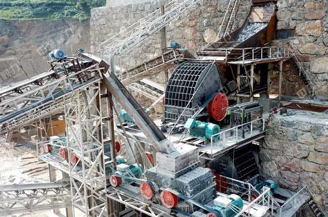 貴州省雙轉(zhuǎn)子制砂機(jī)使用現(xiàn)場(chǎng)