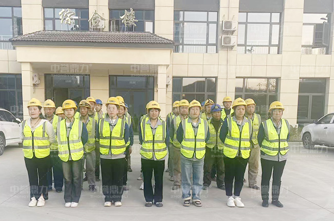 運(yùn)營團(tuán)隊.jpg 運(yùn)營團(tuán)隊.jpg