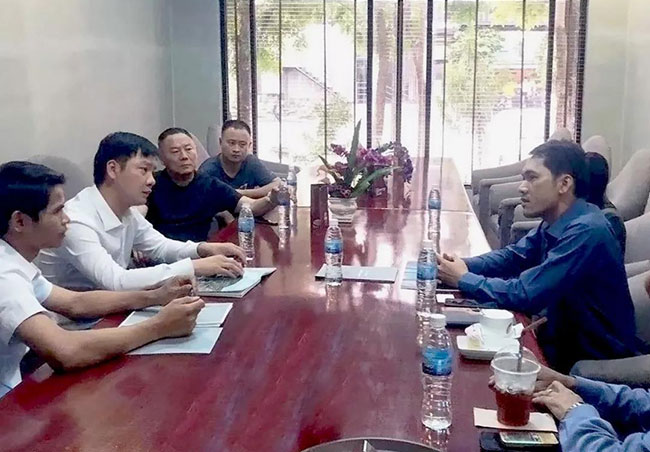 ���u(y��)��������կ����(w��)��������������һ��һ·�����O(sh��)