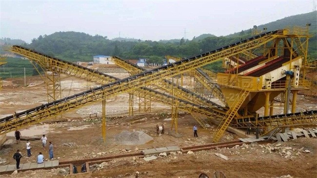 貴州時(shí)產(chǎn)450噸中佳攪拌站砂石生產(chǎn)線圖