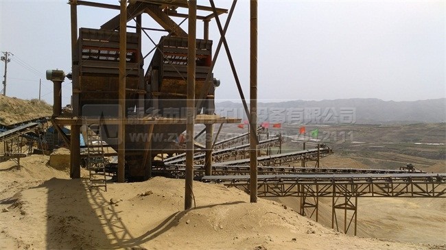 生產(chǎn)線中的振動(dòng)篩