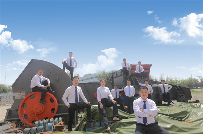 服務(wù)團(tuán)隊人員