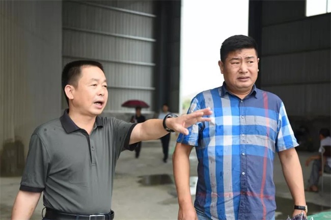 現(xiàn)場(chǎng)交流圖片