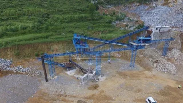 崎源石料加工廠航拍圖