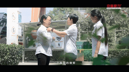 充滿鼓勵關(guān)愛的氛圍