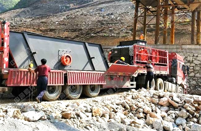 石子廠設(shè)備安裝現(xiàn)場(chǎng)