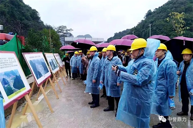 參觀現(xiàn)場(chǎng)