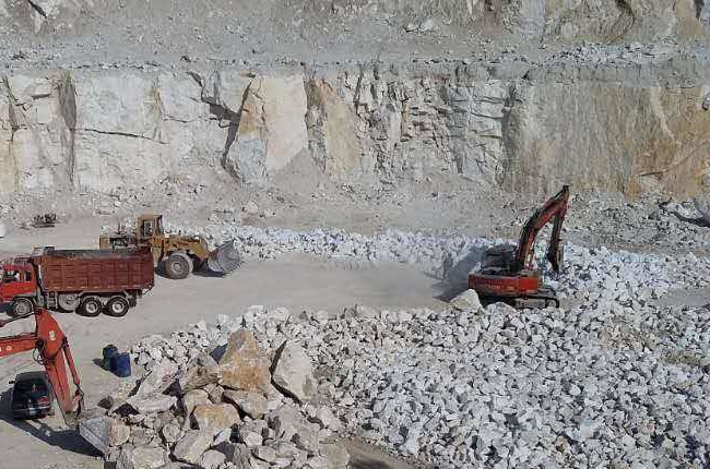 ¶���ʯ��(ch��ng)