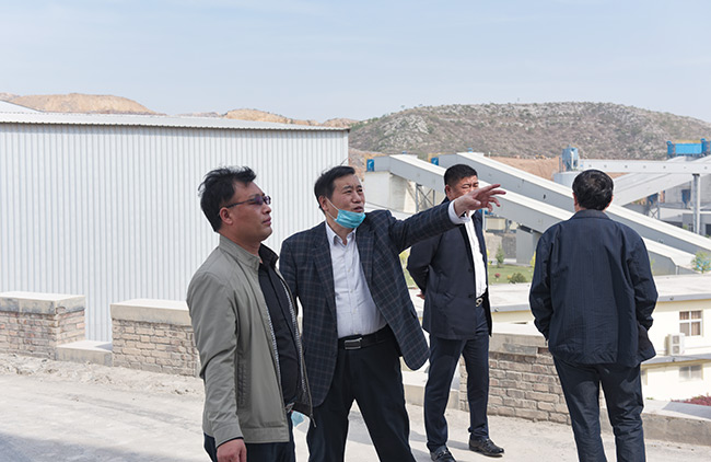 平頂山市石龍區(qū)考察團(tuán)蒞臨中譽(yù)鼎力調(diào)研