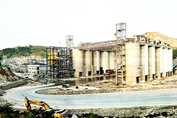 ���ϳ����B�������a�����b������ɰʯ���a����ϵ�y(t��ng)